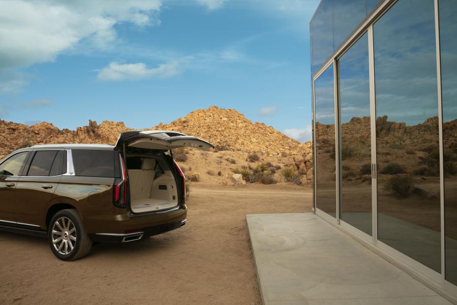  Cadillac Escalade Platinum Luxury 2020 года  (NA) (фото 21 из 45)